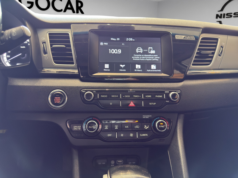 KIA Niro  5 pts. EX, HEV, TA, a/ac. Aut., piel, QC, f. led, RA-18 (línea anterior) 2019